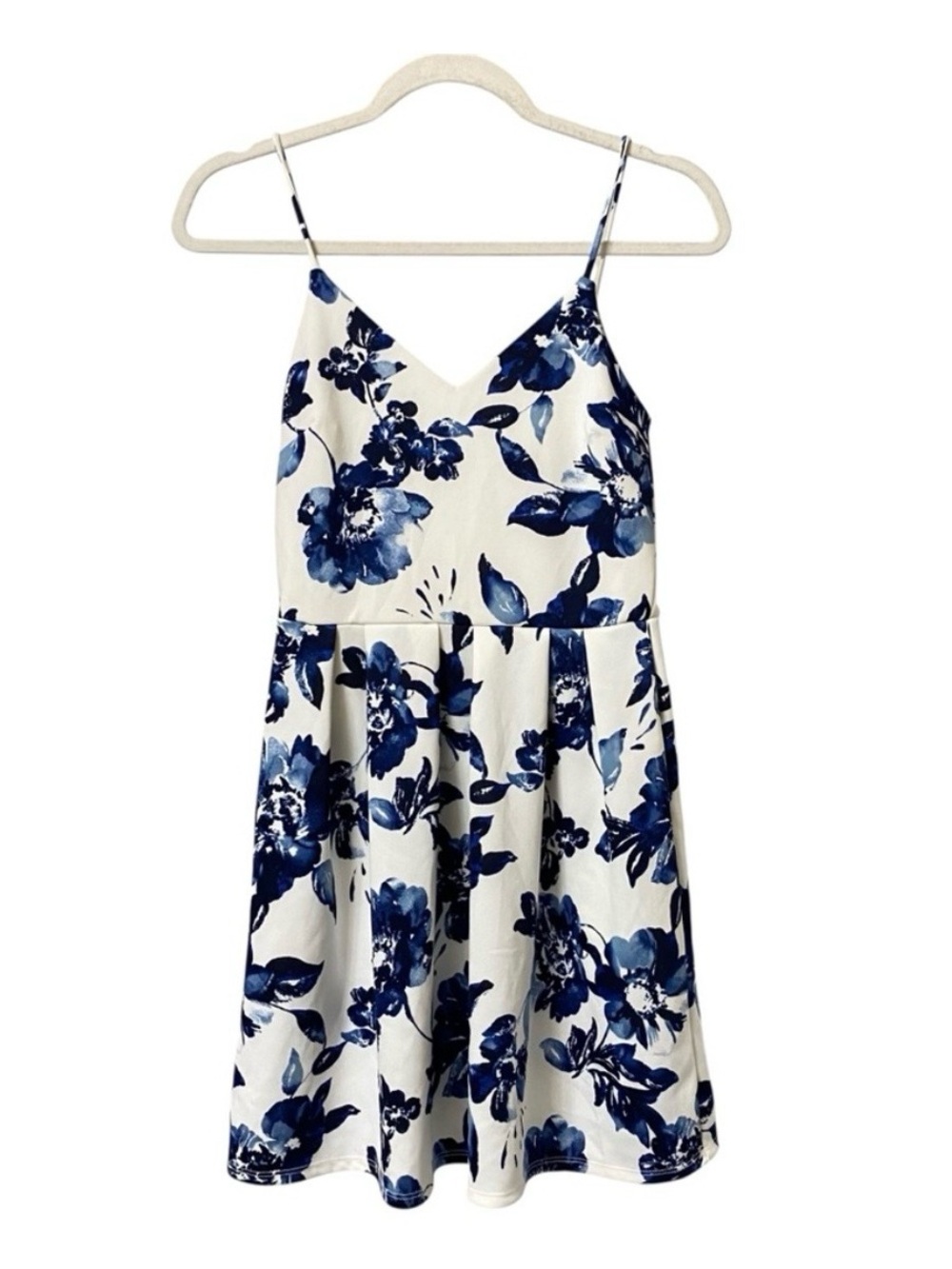Monteau white & blue floral summer Tank V Neck Mini Dress Vacation size Medium